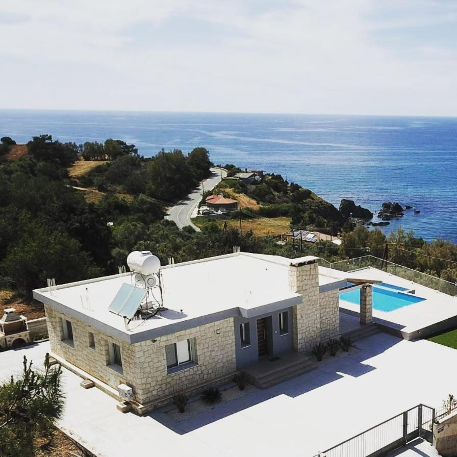 Paradise Blue Villa Pomos Exterior photo