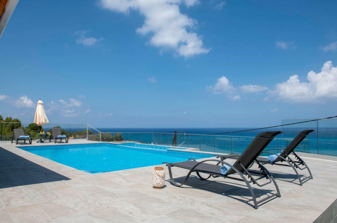 Paradise Blue Villa Pomos Exterior photo