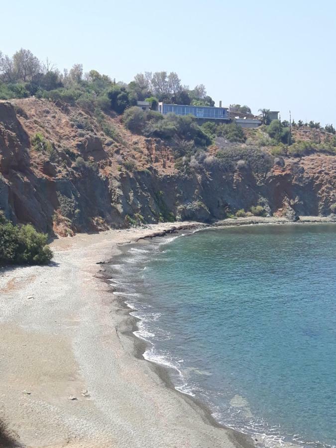 Paradise Blue Villa Pomos Exterior photo